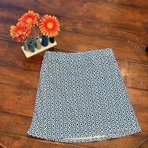 NWOT Ripskirt Hawaii adjustable lightweight material super soft skirt small